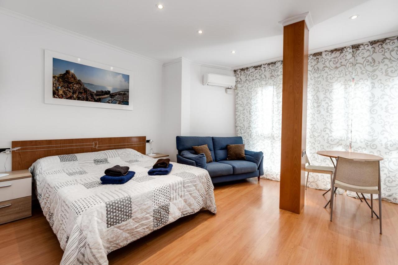 Rambla 43 Apartman Alicante Kültér fotó